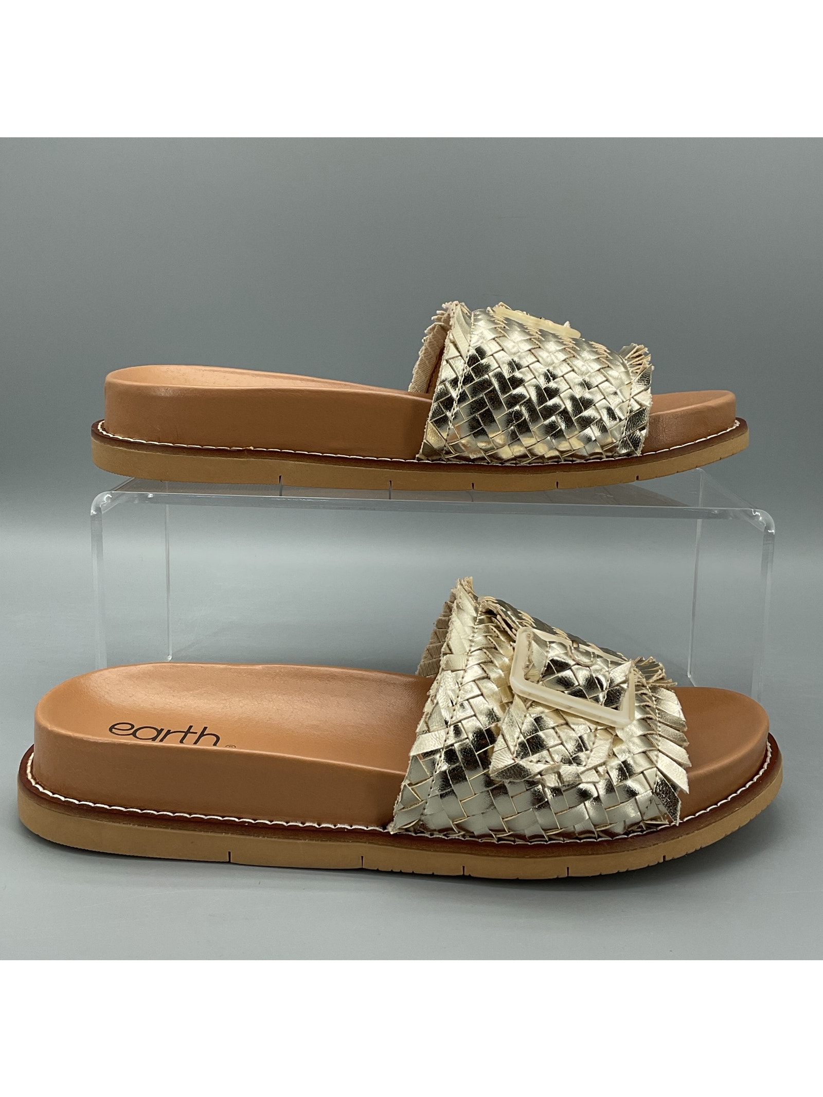 New Earth Womenâs Fontane Woven Flat Sandals Gold Size 7m